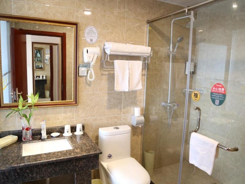 Greentree Inn Shandong Zaozhuang Shanting Jinkeguoji Yijiaren Business Hotel Zewnętrze zdjęcie