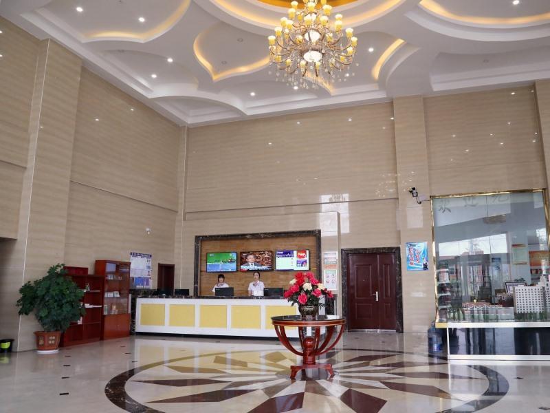 Greentree Inn Shandong Zaozhuang Shanting Jinkeguoji Yijiaren Business Hotel Zewnętrze zdjęcie
